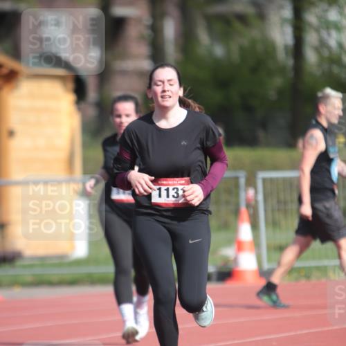 13.04.2025 - Hammer Lauf A. Gomolzig http://msf.ph/oto/7662180 13.04.2025 10:57:16 Ziel 703, 1131, 1132 meine-sportfotos.de