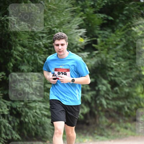 13.04.2025 - Hammer Lauf Dr. Thomas Lammeyer http://msf.ph/oto/7662202 13.04.2025 11:28:56 Laufen 15 meine-sportfotos.de