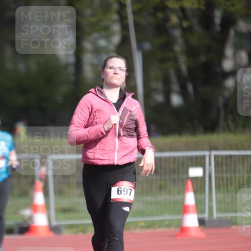 13.04.2025 - Hammer Lauf A. Gomolzig http://msf.ph/oto/7662203 13.04.2025 10:57:45 Ziel 351, 697, 1003 meine-sportfotos.de