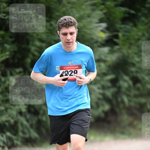 13.04.2025 - Hammer Lauf Dr. Thomas Lammeyer http://msf.ph/oto/7662216 13.04.2025 11:28:57 Laufen 15, 29 meine-sportfotos.de