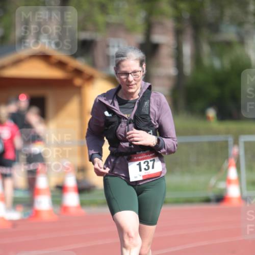 13.04.2025 - Hammer Lauf A. Gomolzig http://msf.ph/oto/7662224 13.04.2025 10:58:01 Ziel 137 meine-sportfotos.de