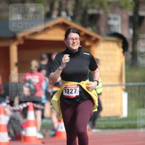 13.04.2025 - Hammer Lauf A. Gomolzig http://msf.ph/oto/7662249 13.04.2025 10:58:25 Ziel 1227 meine-sportfotos.de