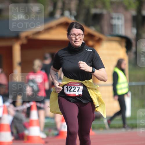13.04.2025 - Hammer Lauf A. Gomolzig http://msf.ph/oto/7662251 13.04.2025 10:58:25 Ziel 1227 meine-sportfotos.de