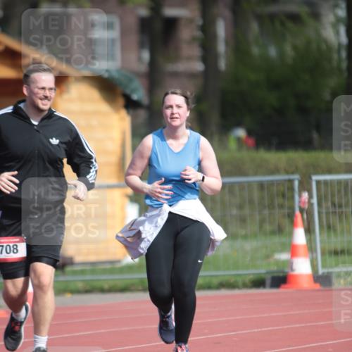 13.04.2025 - Hammer Lauf A. Gomolzig http://msf.ph/oto/7662270 13.04.2025 10:58:39 Ziel 706, 708 meine-sportfotos.de