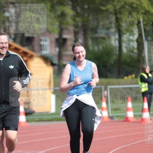 13.04.2025 - Hammer Lauf A. Gomolzig http://msf.ph/oto/7662277 13.04.2025 10:58:43 Ziel 706, 708 meine-sportfotos.de