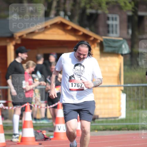 13.04.2025 - Hammer Lauf A. Gomolzig http://msf.ph/oto/7662291 13.04.2025 10:59:20 Ziel 868, 1767 meine-sportfotos.de
