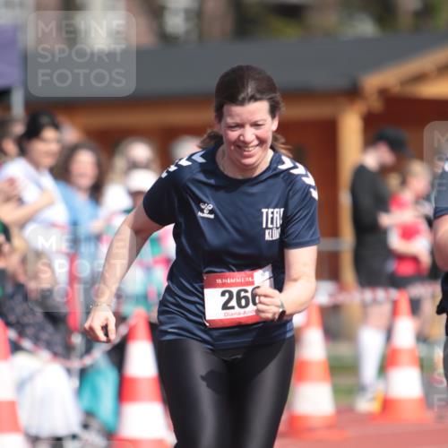 13.04.2025 - Hammer Lauf A. Gomolzig http://msf.ph/oto/7662303 13.04.2025 10:59:43 Ziel 265, 266 meine-sportfotos.de