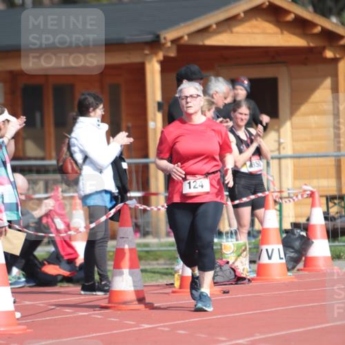 13.04.2025 - Hammer Lauf A. Gomolzig http://msf.ph/oto/7662308 13.04.2025 11:00:15 Ziel 11, 124 meine-sportfotos.de