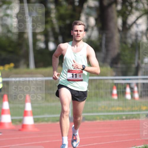 13.04.2025 - Hammer Lauf A. Gomolzig http://msf.ph/oto/7662317 13.04.2025 11:00:23 Ziel 11, 13, 16, 17, 124, 334, 340, 452, 481, 614, 633, 770, 1151, 1926, 1937, 1948, 1958 meine-sportfotos.de