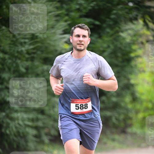 13.04.2025 - Hammer Lauf Dr. Thomas Lammeyer http://msf.ph/oto/7662322 13.04.2025 11:29:13 Laufen 15, 588 meine-sportfotos.de