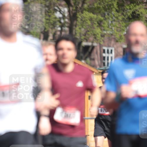 13.04.2025 - Hammer Lauf A. Gomolzig http://msf.ph/oto/7662355 13.04.2025 11:00:36 Ziel 12, 14, 18, 112, 188, 218, 221, 227, 233, 306, 312, 322, 468, 475, 483, 485, 492, 493, 559, 588, 601, 609, 628, 654, 670, 730, 945, 950, 986, 995, 1028, 1044, 1049, 1139, 1173, 1174, 1184, 1303, 1371, 1727, 1783, 1804, 1835, 1896, 1923, 1946, 1947, 1965, 1989 meine-sportfotos.de