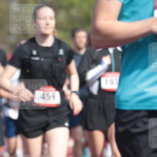 13.04.2025 - Hammer Lauf A. Gomolzig http://msf.ph/oto/7662364 13.04.2025 11:00:54 Ziel 4, 5, 8, 10, 172, 173, 174, 251, 287, 320, 384, 426, 432, 444, 454, 459, 482, 484, 524, 552, 571, 572, 599, 615, 662, 669, 685, 705, 736, 738, 748, 749, 817, 818, 897, 917, 929, 1002, 1051, 1086, 1103, 1125, 1267, 1331, 1344, 1375, 1768, 1772, 1776, 1808, 1810, 1819, 1891, 1897, 1899, 1921, 1931, 1951, 1953, 1954 meine-sportfotos.de