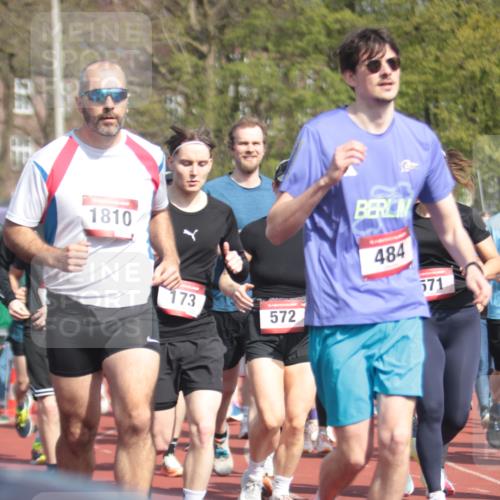 13.04.2025 - Hammer Lauf A. Gomolzig http://msf.ph/oto/7662371 13.04.2025 11:01:01 Ziel 2, 5, 20, 21, 109, 138, 160, 167, 172, 173, 177, 187, 191, 229, 234, 244, 251, 252, 287, 319, 320, 454, 456, 474, 484, 502, 548, 566, 571, 572, 737, 762, 817, 916, 1103, 1208, 1331, 1702, 1772, 1808, 1810, 1891, 1939, 1945, 1950 meine-sportfotos.de