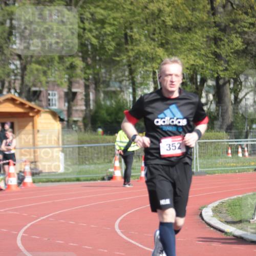 13.04.2025 - Hammer Lauf A. Gomolzig http://msf.ph/oto/7662394 13.04.2025 11:01:18 Ziel 154 meine-sportfotos.de