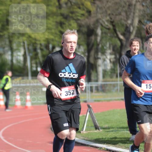 13.04.2025 - Hammer Lauf A. Gomolzig http://msf.ph/oto/7662395 13.04.2025 11:01:18 Ziel 154 meine-sportfotos.de