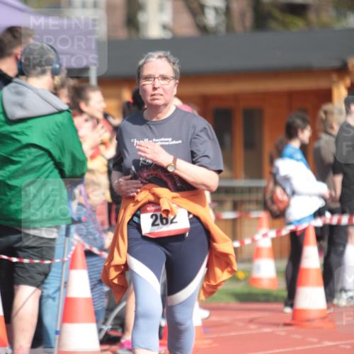 13.04.2025 - Hammer Lauf A. Gomolzig http://msf.ph/oto/7662417 13.04.2025 11:01:50 Ziel 13, 16, 17, 262, 334, 340, 481, 614, 1948 meine-sportfotos.de