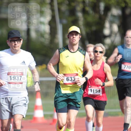 13.04.2025 - Hammer Lauf A. Gomolzig http://msf.ph/oto/7662445 13.04.2025 11:02:03 Ziel 452, 633, 643, 698, 770, 1044, 1151, 1837, 1937, 1958 meine-sportfotos.de