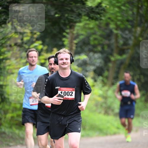 13.04.2025 - Hammer Lauf Dr. Thomas Lammeyer http://msf.ph/oto/7662468 13.04.2025 11:29:33 Laufen 15, 1002, 1 meine-sportfotos.de
