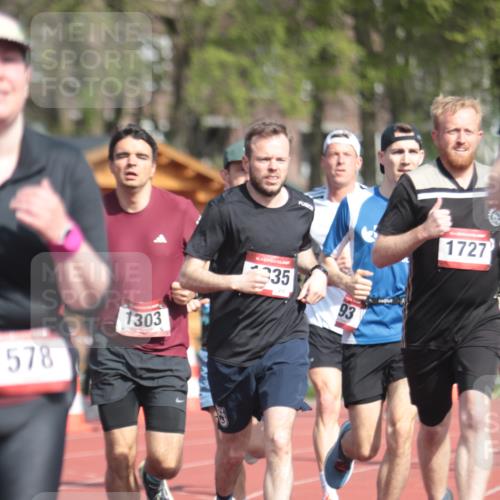 13.04.2025 - Hammer Lauf A. Gomolzig http://msf.ph/oto/7662469 13.04.2025 11:02:17 Ziel 12, 133, 227, 233, 475, 483, 485, 492, 493, 559, 578, 995, 1028, 1173, 1174, 1303, 1727, 1804, 1835, 1923, 1965 meine-sportfotos.de