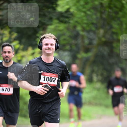 13.04.2025 - Hammer Lauf Dr. Thomas Lammeyer http://msf.ph/oto/7662481 13.04.2025 11:29:33 Laufen 670, 15, 1002 meine-sportfotos.de