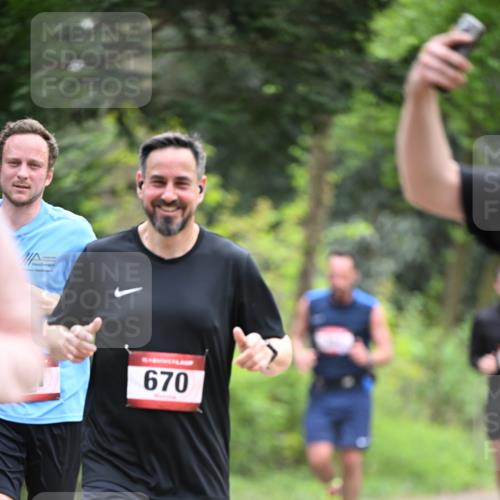 13.04.2025 - Hammer Lauf Dr. Thomas Lammeyer http://msf.ph/oto/7662490 13.04.2025 11:29:35 Laufen 670 meine-sportfotos.de