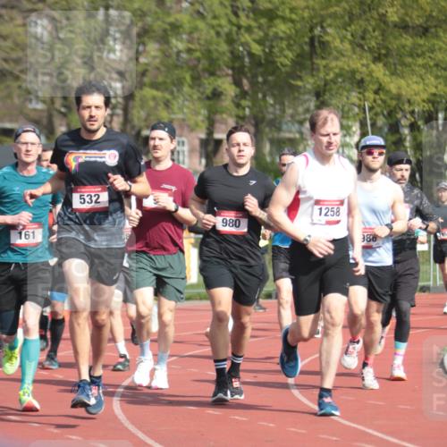 13.04.2025 - Hammer Lauf A. Gomolzig http://msf.ph/oto/7662511 13.04.2025 11:02:43 Ziel 1, 6, 11, 15, 161, 178, 218, 221, 273, 322, 468, 514, 532, 654, 693, 704, 874, 950, 980, 986, 1258, 1784, 1896, 1900, 1930, 1953, 1954, 1989 meine-sportfotos.de