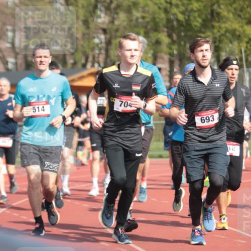 13.04.2025 - Hammer Lauf A. Gomolzig http://msf.ph/oto/7662519 13.04.2025 11:02:51 Ziel 11, 103, 178, 218, 232, 313, 384, 414, 432, 514, 617, 693, 704, 705, 917, 923, 929, 1002, 1267, 1341, 1819, 1899, 1900, 1921, 1930, 1946, 1947, 1951 meine-sportfotos.de