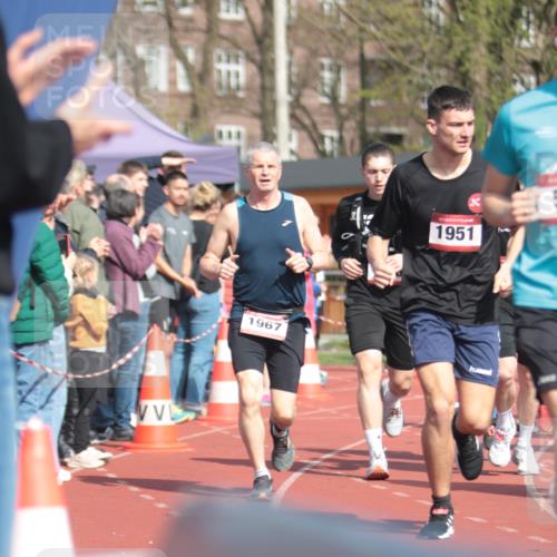 13.04.2025 - Hammer Lauf A. Gomolzig http://msf.ph/oto/7662523 13.04.2025 11:02:52 Ziel 103, 178, 218, 232, 313, 384, 414, 432, 444, 514, 617, 693, 704, 705, 917, 923, 929, 1002, 1267, 1341, 1819, 1899, 1900, 1921, 1946, 1947, 1951 meine-sportfotos.de