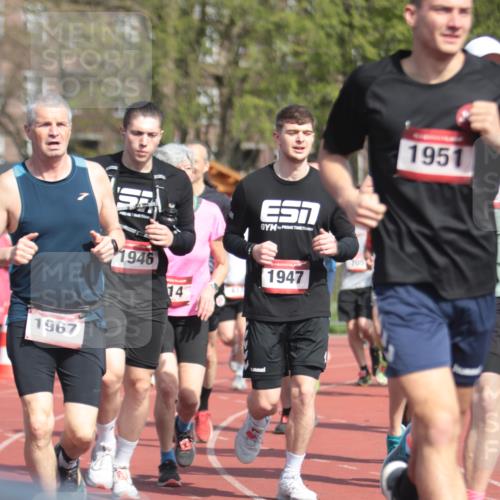 13.04.2025 - Hammer Lauf A. Gomolzig http://msf.ph/oto/7662527 13.04.2025 11:02:54 Ziel 103, 232, 313, 384, 414, 432, 444, 617, 705, 738, 917, 923, 929, 1002, 1267, 1341, 1375, 1819, 1899, 1921, 1946, 1947, 1951 meine-sportfotos.de