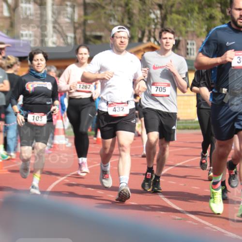 13.04.2025 - Hammer Lauf A. Gomolzig http://msf.ph/oto/7662532 13.04.2025 11:02:57 Ziel 3, 10, 103, 193, 302, 384, 432, 444, 615, 617, 669, 705, 738, 897, 1002, 1086, 1267, 1341, 1375, 1776, 1819, 1921, 1931 meine-sportfotos.de