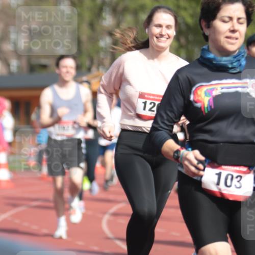 13.04.2025 - Hammer Lauf A. Gomolzig http://msf.ph/oto/7662540 13.04.2025 11:03:00 Ziel 3, 7, 10, 109, 193, 302, 444, 599, 615, 617, 669, 738, 897, 1051, 1086, 1267, 1375, 1776, 1808, 1897, 1921, 1931 meine-sportfotos.de