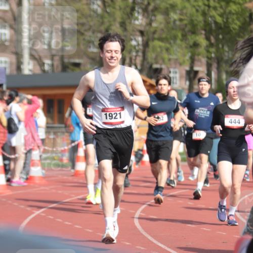 13.04.2025 - Hammer Lauf A. Gomolzig http://msf.ph/oto/7662542 13.04.2025 11:03:00 Ziel 3, 7, 10, 109, 193, 302, 444, 599, 615, 617, 669, 738, 897, 1051, 1086, 1267, 1375, 1776, 1808, 1897, 1921, 1931 meine-sportfotos.de