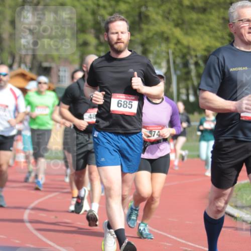 13.04.2025 - Hammer Lauf A. Gomolzig http://msf.ph/oto/7662563 13.04.2025 11:03:11 Ziel 2, 4, 8, 19, 174, 187, 251, 252, 287, 320, 334, 378, 459, 482, 506, 524, 552, 571, 572, 685, 736, 1125, 1331, 1344, 1772, 1810, 1926 meine-sportfotos.de