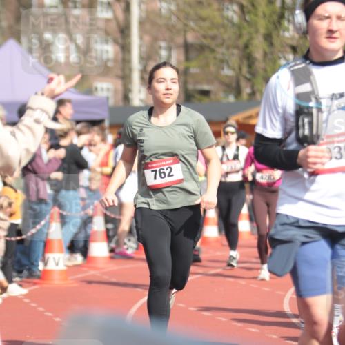 13.04.2025 - Hammer Lauf A. Gomolzig http://msf.ph/oto/7662594 13.04.2025 11:03:32 Ziel 20, 21, 160, 167, 173, 191, 244, 271, 327, 426, 454, 548, 566, 633, 737, 762, 916, 1208, 1702, 1891, 1939, 1945, 1950 meine-sportfotos.de