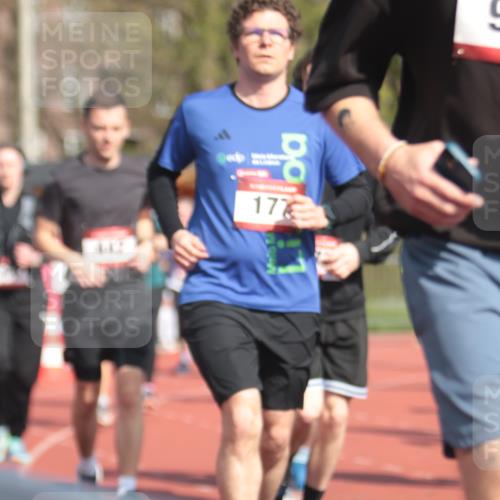 13.04.2025 - Hammer Lauf A. Gomolzig http://msf.ph/oto/7662608 13.04.2025 11:03:41 Ziel 5, 119, 172, 173, 177, 234, 271, 319, 327, 442, 452, 469, 476, 479, 633, 770, 858, 1151, 1702, 1802, 1837, 1937, 1941, 1958 meine-sportfotos.de