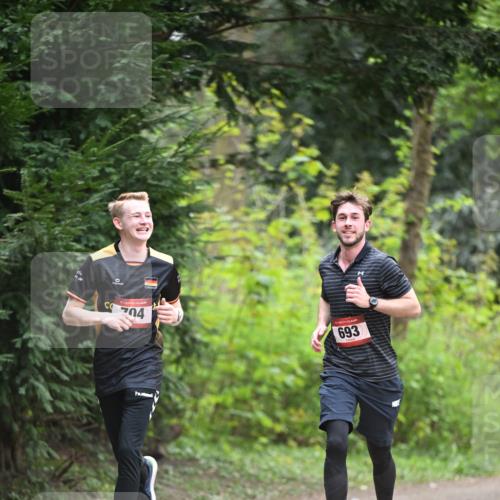 13.04.2025 - Hammer Lauf Dr. Thomas Lammeyer http://msf.ph/oto/7662649 13.04.2025 11:30:02 Laufen 15, 704, 693 meine-sportfotos.de