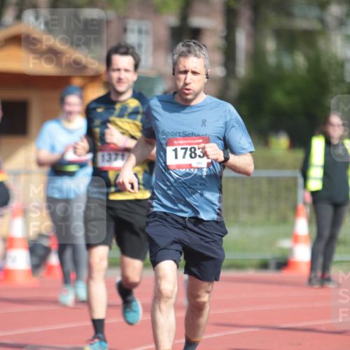 13.04.2025 - Hammer Lauf A. Gomolzig http://msf.ph/oto/7662671 13.04.2025 11:04:22 Ziel 170, 188, 250, 579, 588, 601, 628, 732, 945, 1184, 1371, 1783, 1940 meine-sportfotos.de