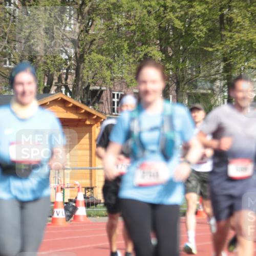 13.04.2025 - Hammer Lauf A. Gomolzig http://msf.ph/oto/7662679 13.04.2025 11:04:28 Ziel 9, 18, 161, 170, 188, 250, 532, 579, 588, 609, 628, 670, 730, 732, 945, 1139, 1953 meine-sportfotos.de