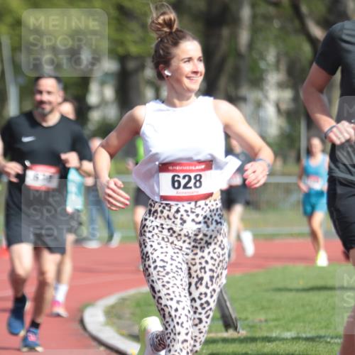 13.04.2025 - Hammer Lauf A. Gomolzig http://msf.ph/oto/7662689 13.04.2025 11:04:33 Ziel 9, 15, 18, 161, 221, 532, 609, 670, 730, 980, 1049, 1139, 1784, 1953, 1954, 1989 meine-sportfotos.de