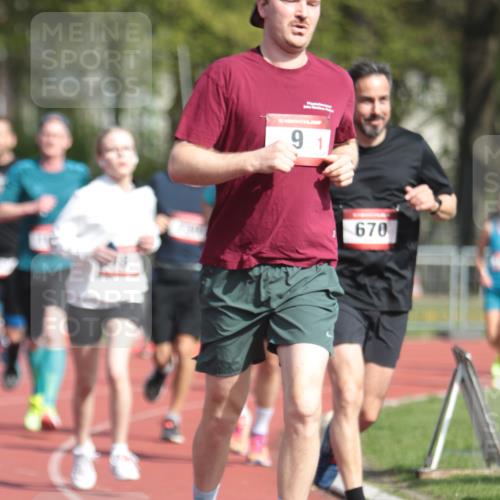 13.04.2025 - Hammer Lauf A. Gomolzig http://msf.ph/oto/7662690 13.04.2025 11:04:34 Ziel 9, 15, 18, 161, 221, 468, 532, 670, 730, 980, 1049, 1139, 1258, 1784, 1953, 1954, 1989 meine-sportfotos.de