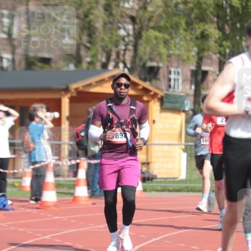 13.04.2025 - Hammer Lauf A. Gomolzig http://msf.ph/oto/7662707 13.04.2025 11:04:43 Ziel 1, 6, 273, 322, 468, 514, 874, 950, 1049, 1258, 1896, 1898, 1899, 1951 meine-sportfotos.de