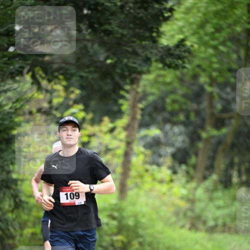 13.04.2025 - Hammer Lauf Dr. Thomas Lammeyer http://msf.ph/oto/7662715 13.04.2025 11:30:07 Laufen 15, 109, 210 meine-sportfotos.de