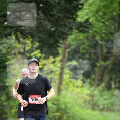 13.04.2025 - Hammer Lauf Dr. Thomas Lammeyer http://msf.ph/oto/7662717 13.04.2025 11:30:07 Laufen 15, 109, 210 meine-sportfotos.de