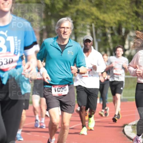 13.04.2025 - Hammer Lauf A. Gomolzig http://msf.ph/oto/7662735 13.04.2025 11:04:57 Ziel 218, 232, 313, 414, 432, 444, 630, 654, 693, 704, 705, 917, 929, 1002, 1267, 1819, 1900, 1921 meine-sportfotos.de