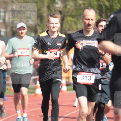13.04.2025 - Hammer Lauf A. Gomolzig http://msf.ph/oto/7662736 13.04.2025 11:04:58 Ziel 218, 232, 313, 414, 432, 444, 693, 704, 705, 917, 923, 929, 1002, 1267, 1341, 1819, 1900, 1921, 1946, 1947 meine-sportfotos.de