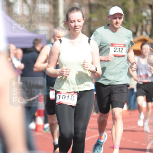 13.04.2025 - Hammer Lauf A. Gomolzig http://msf.ph/oto/7662738 13.04.2025 11:04:59 Ziel 103, 218, 232, 313, 414, 432, 444, 693, 704, 705, 917, 923, 929, 1267, 1341, 1819, 1921, 1946, 1947 meine-sportfotos.de