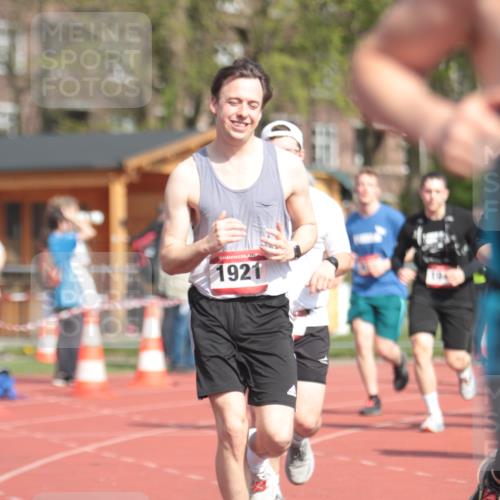 13.04.2025 - Hammer Lauf A. Gomolzig http://msf.ph/oto/7662741 13.04.2025 11:05:02 Ziel 103, 109, 218, 414, 432, 444, 705, 923, 1341, 1375, 1819, 1921, 1946, 1947 meine-sportfotos.de