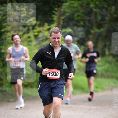 13.04.2025 - Hammer Lauf Dr. Thomas Lammeyer http://msf.ph/oto/7662790 13.04.2025 11:30:17 Laufen 15, 1930 meine-sportfotos.de