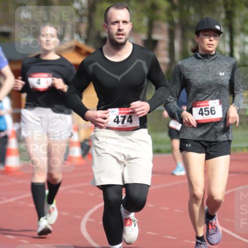 13.04.2025 - Hammer Lauf A. Gomolzig http://msf.ph/oto/7662798 13.04.2025 11:05:41 Ziel 4, 167, 191, 456, 474, 484, 736, 1103, 1939, 1945 meine-sportfotos.de