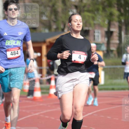 13.04.2025 - Hammer Lauf A. Gomolzig http://msf.ph/oto/7662801 13.04.2025 11:05:42 Ziel 4, 19, 167, 191, 456, 474, 484, 548, 662, 1103, 1939, 1945 meine-sportfotos.de